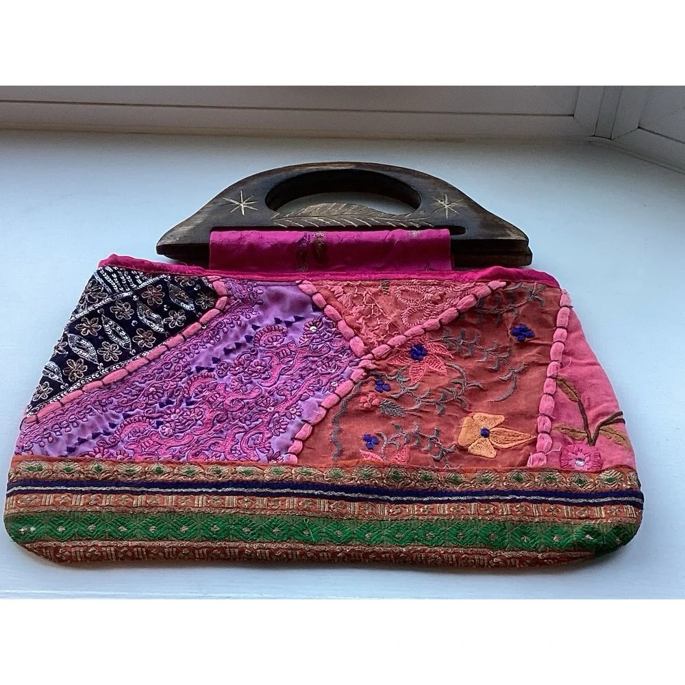 Vtg‎ India Embroidered Fabric Purse Handbag W/ Carved Wood Handles Boho Colorful